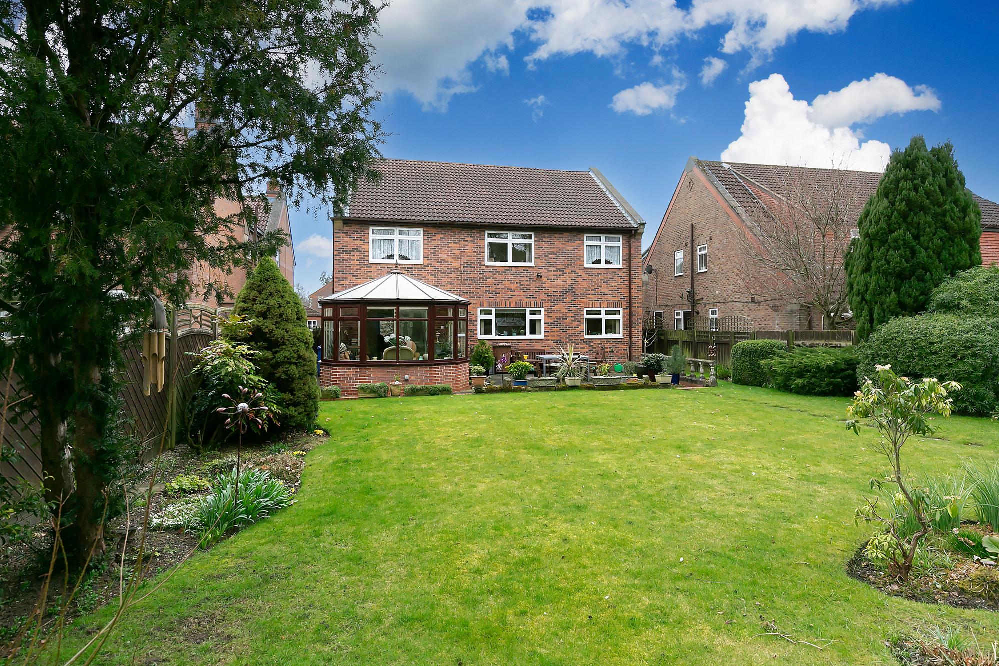 Sandstep Sandhill Lane, Sutton on Derwent, York