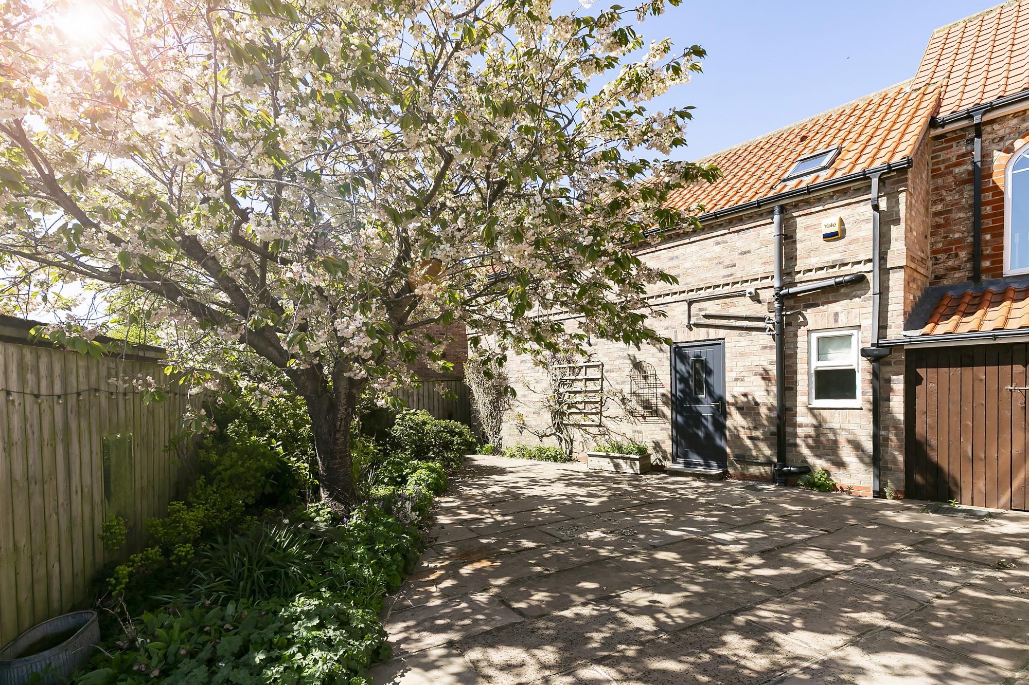 2 Main Street, Wheldrake, York