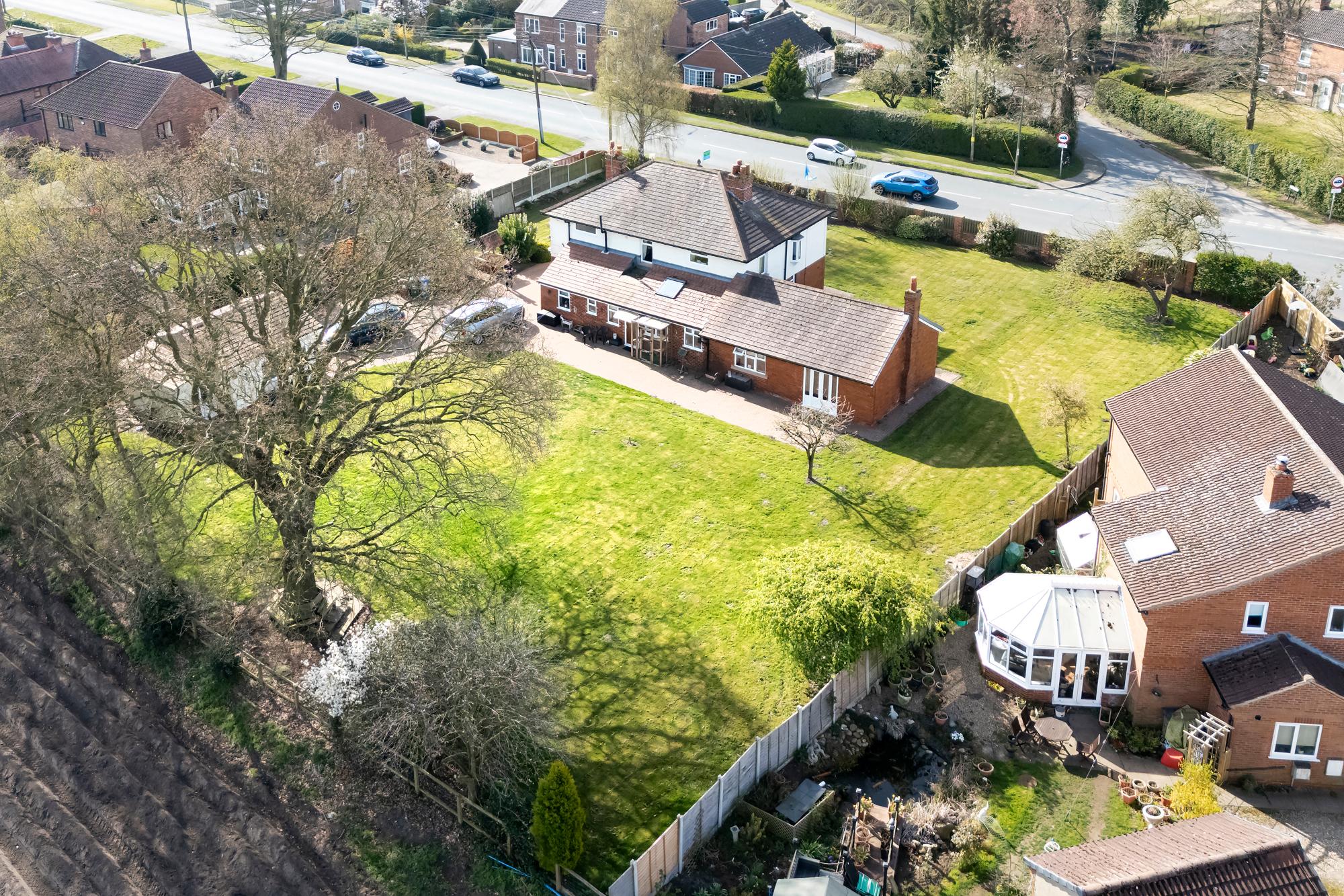 68 Selby Road, Holme-on-spalding-Moor, York