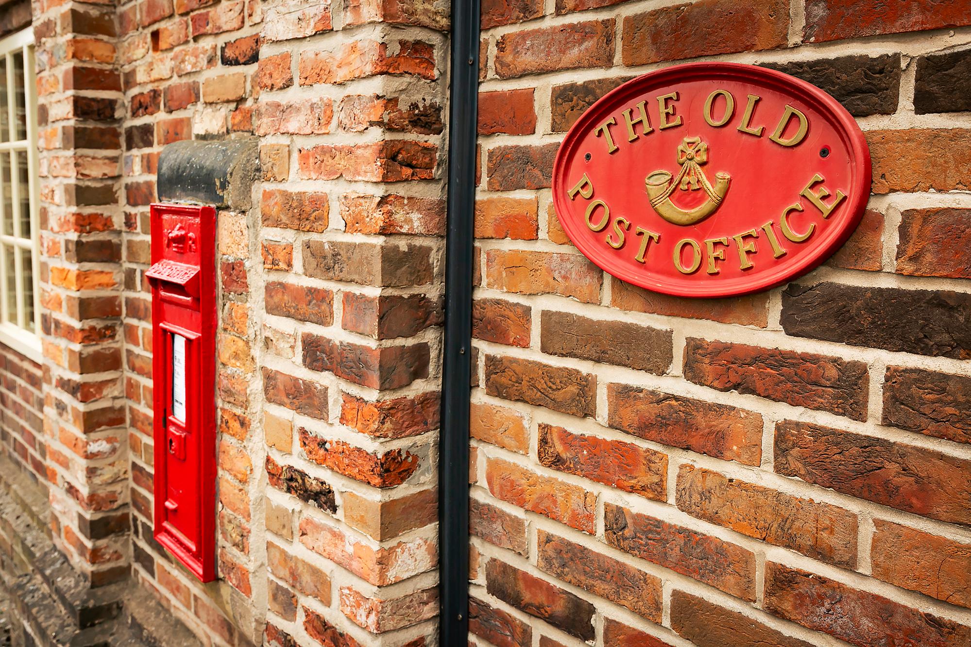 2 Post Office Row, Rawcliffe, Goole