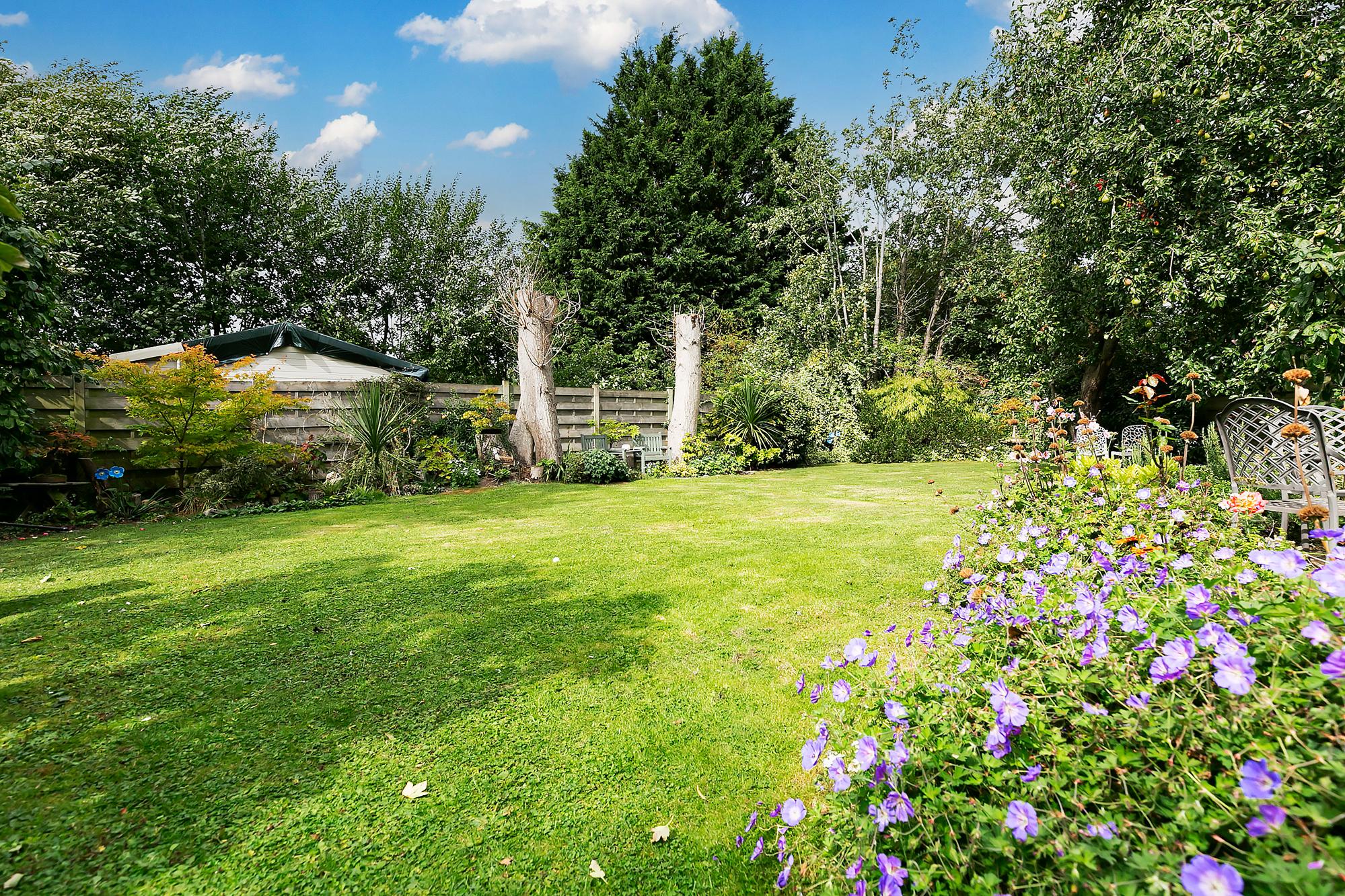 11a Thorn Nook, , York