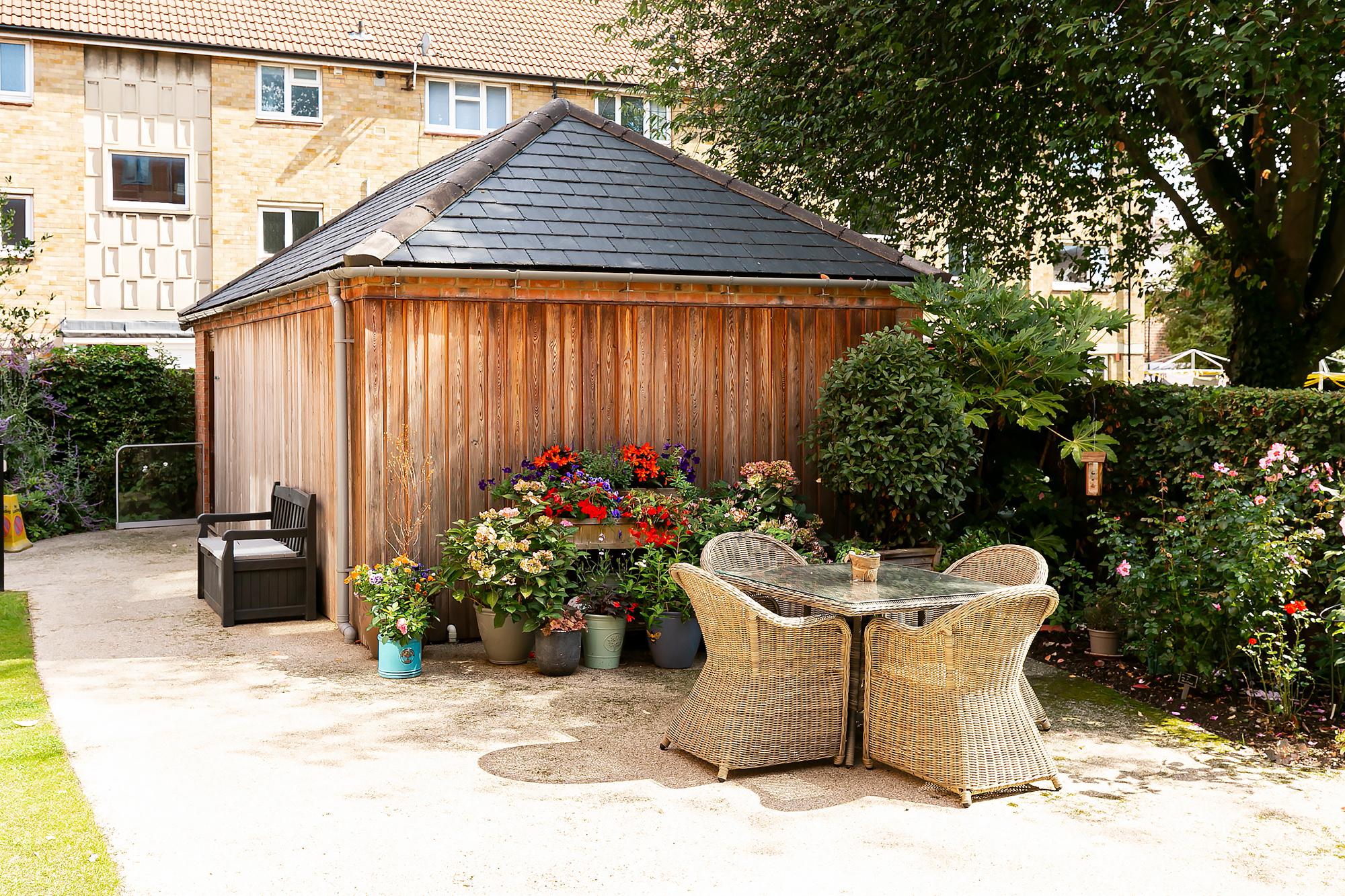 6 Cardinal Court Bishophill Junior, , York