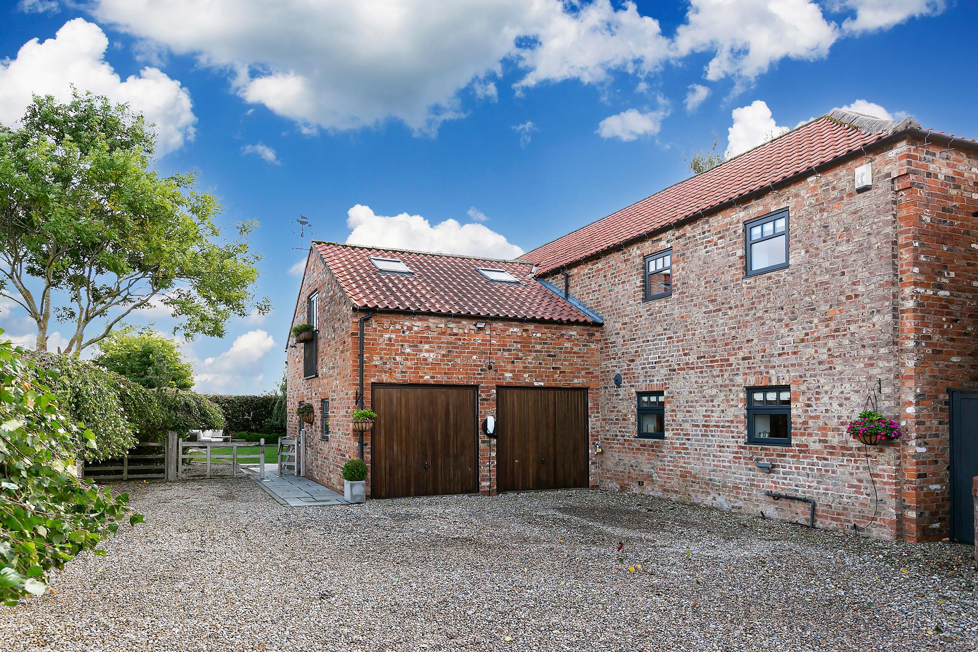 Dutch Barn Moor Lane, Stamford Bridge, York