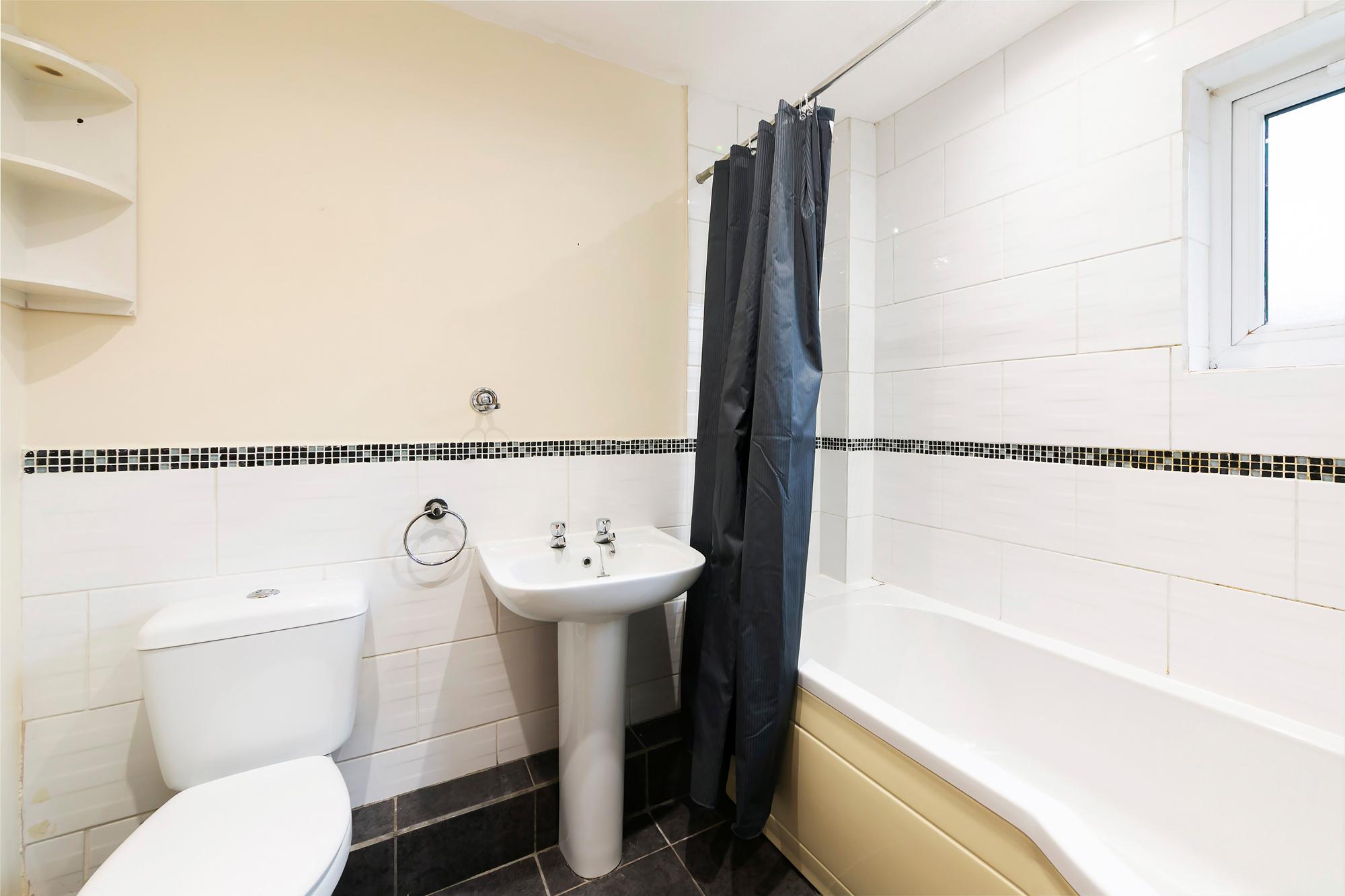 2 Hart Hill Crescent, Full Sutton, York