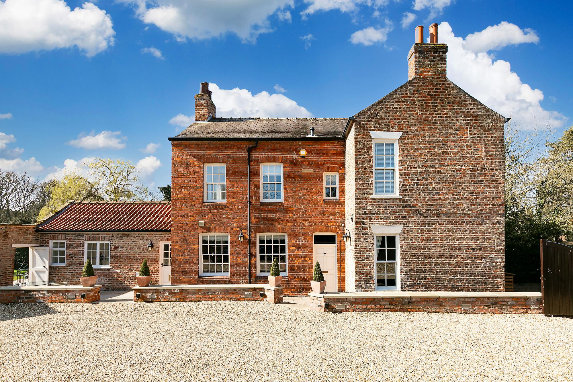 Brook House Main Street, Elvington, York