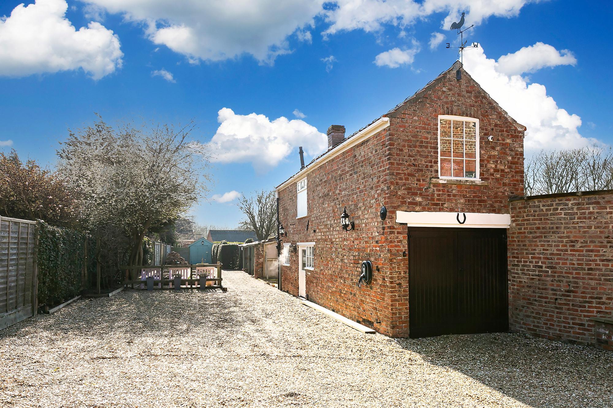 Brook House Main Street, Elvington, York