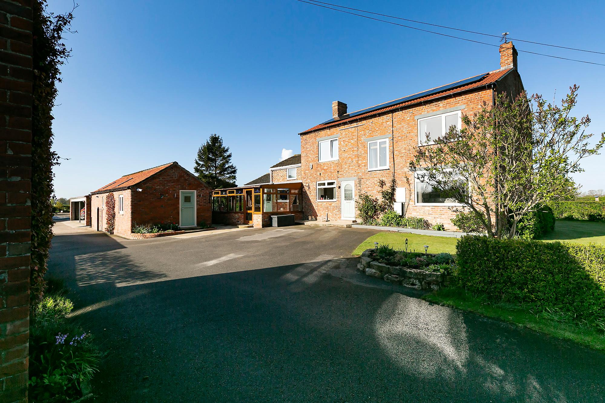 Poplar Farm Main Street, Harlthorpe, Selby