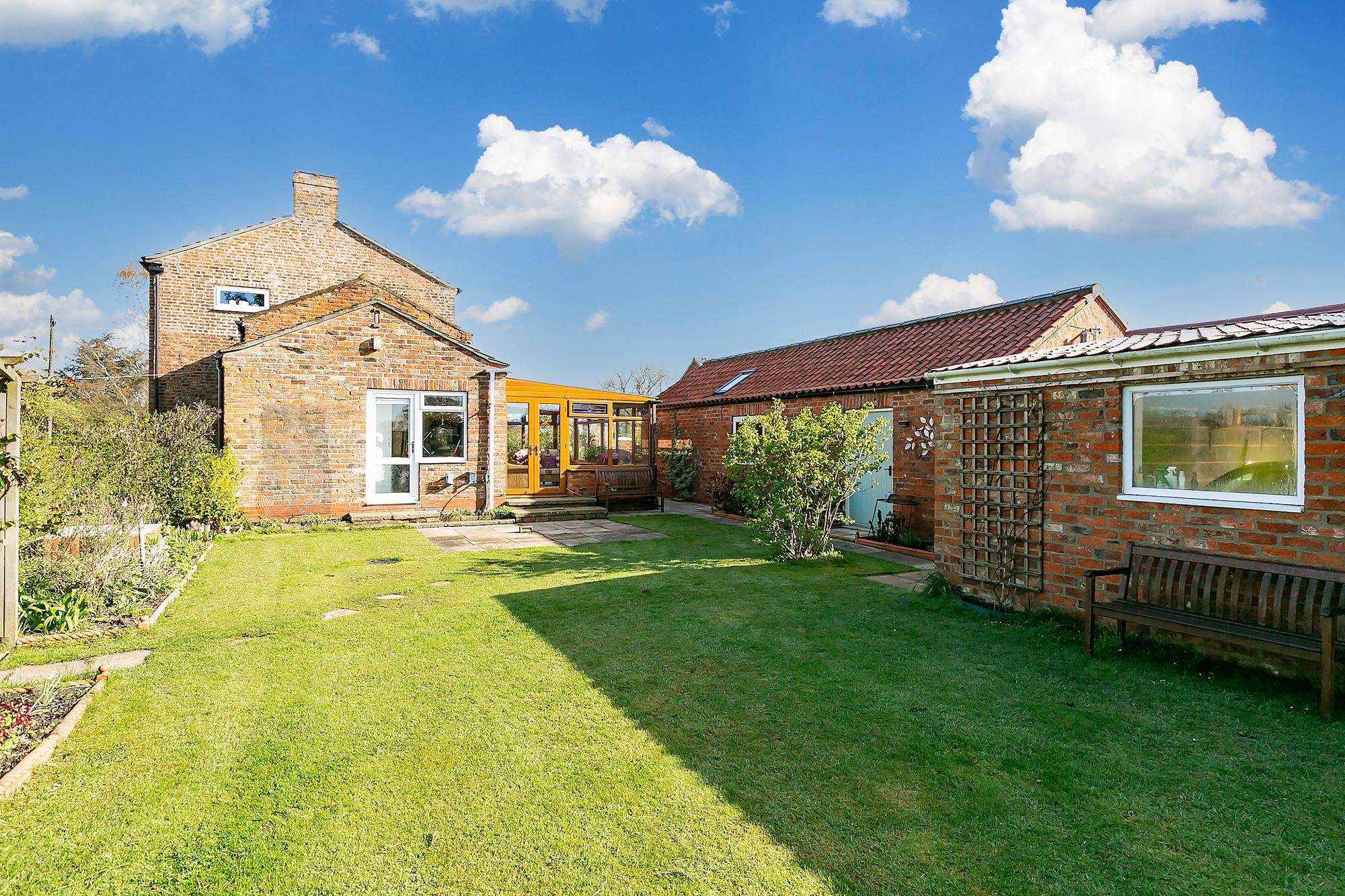 Poplar Farm Main Street, Harlthorpe, Selby