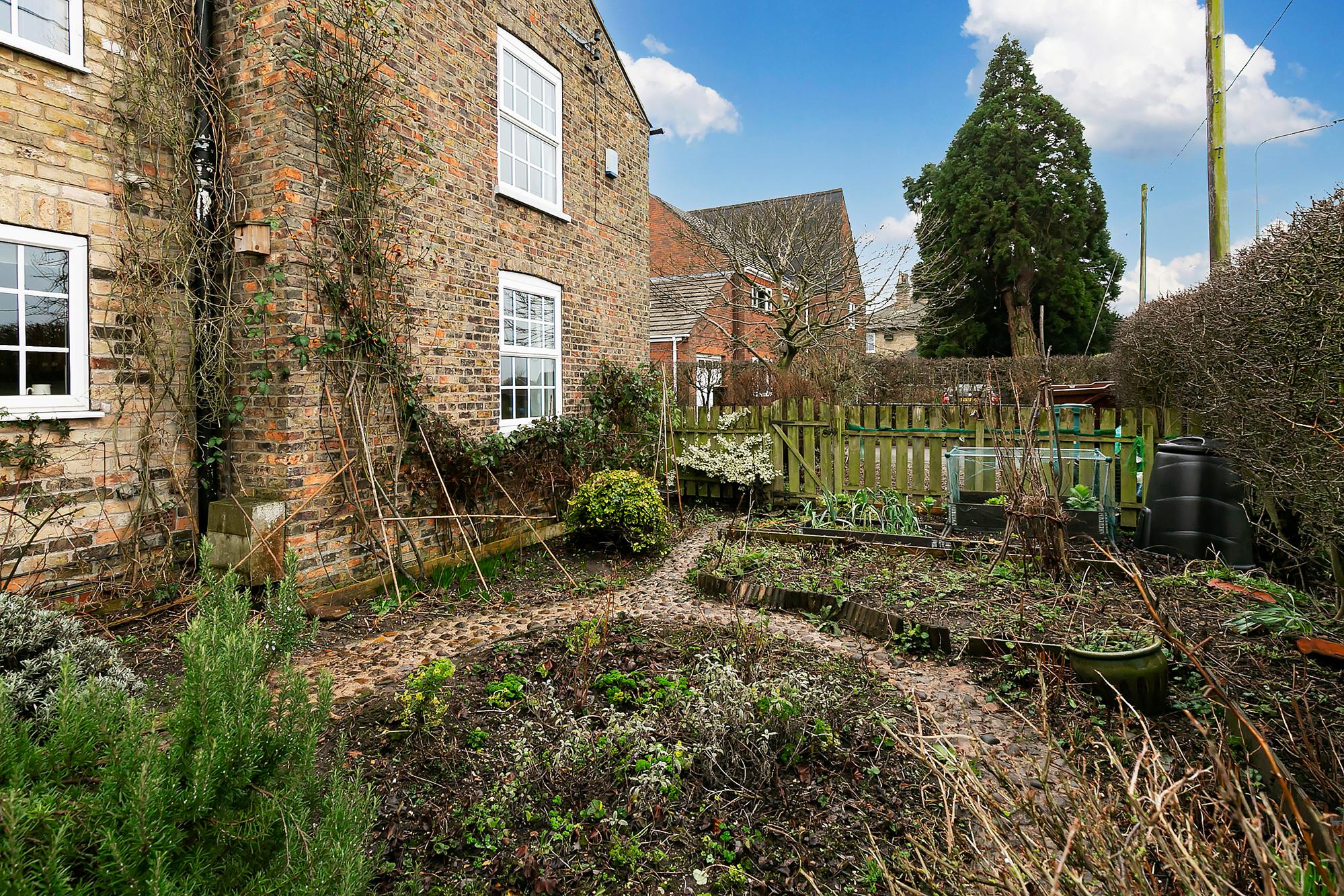 The Old School House Moor End, Holme-on-spalding-Moor, York