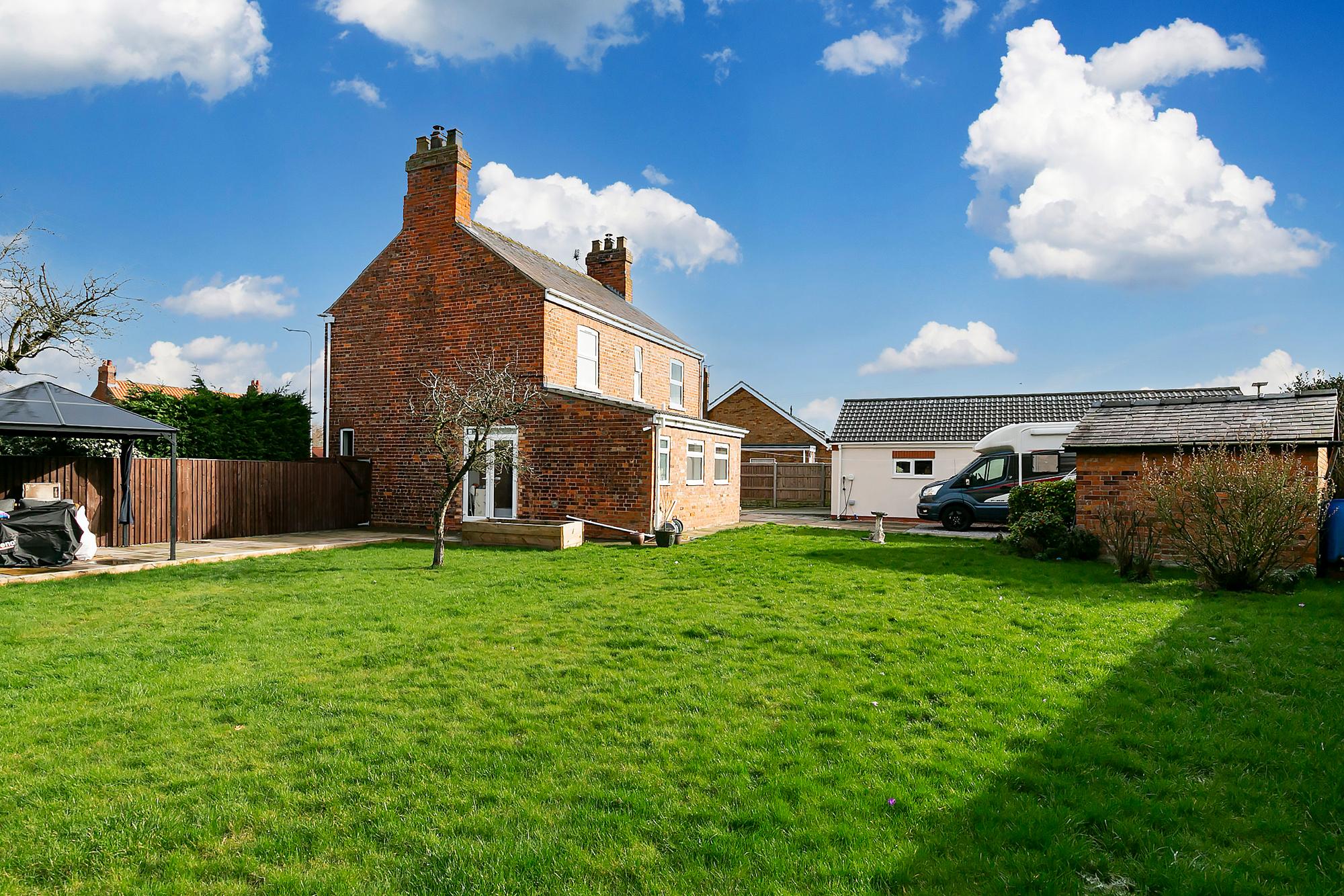 39 Selby Road, Holme-on-spalding-Moor, York