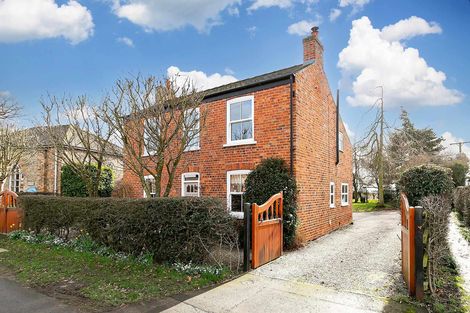 Vine Cottage Main Street, Ellerton, York