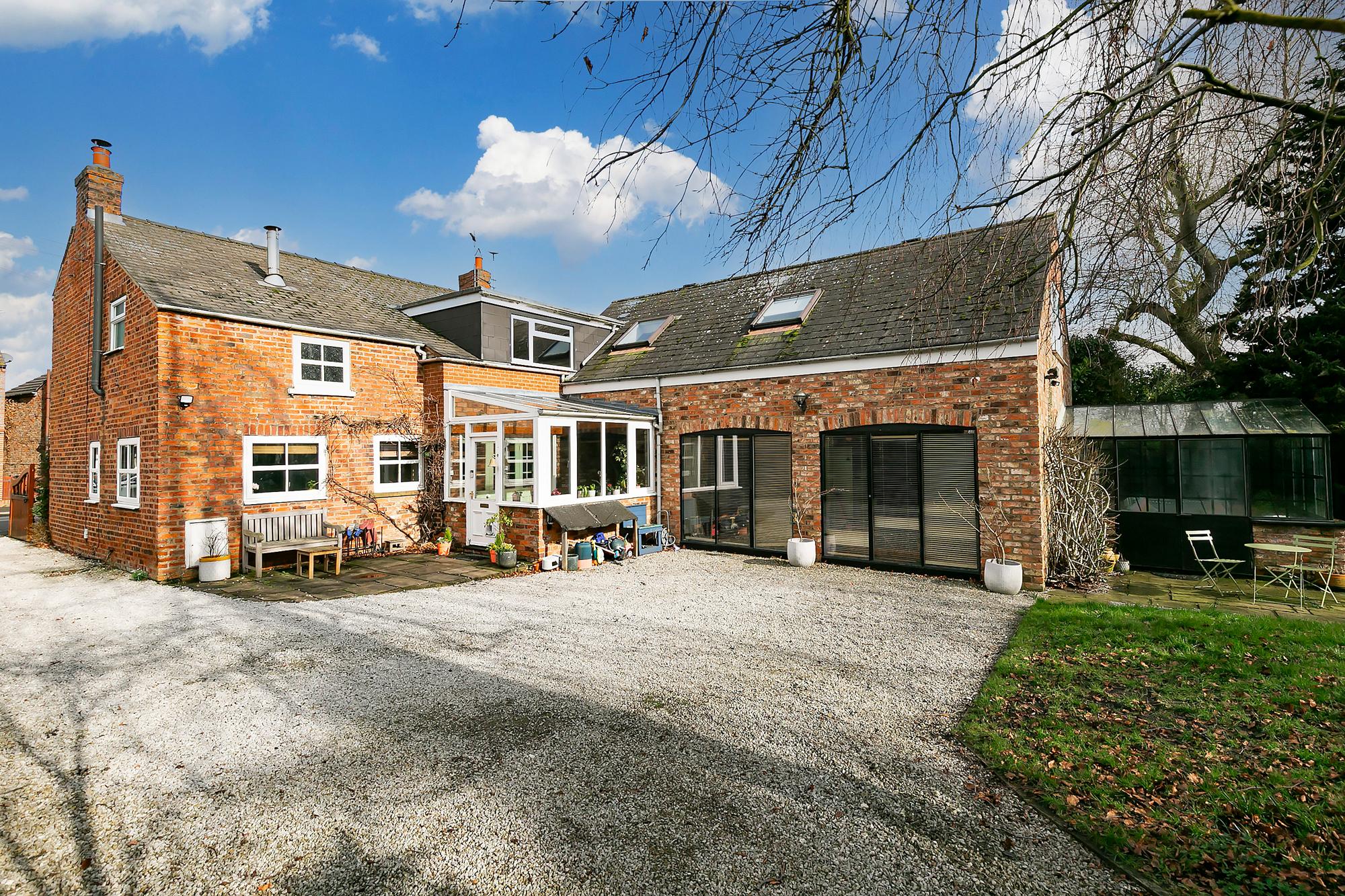 Vine Cottage Main Street, Ellerton, York