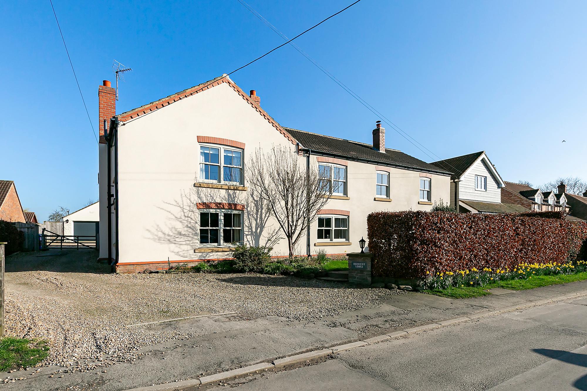 Derwent Lodge Main Street, Low Catton, York