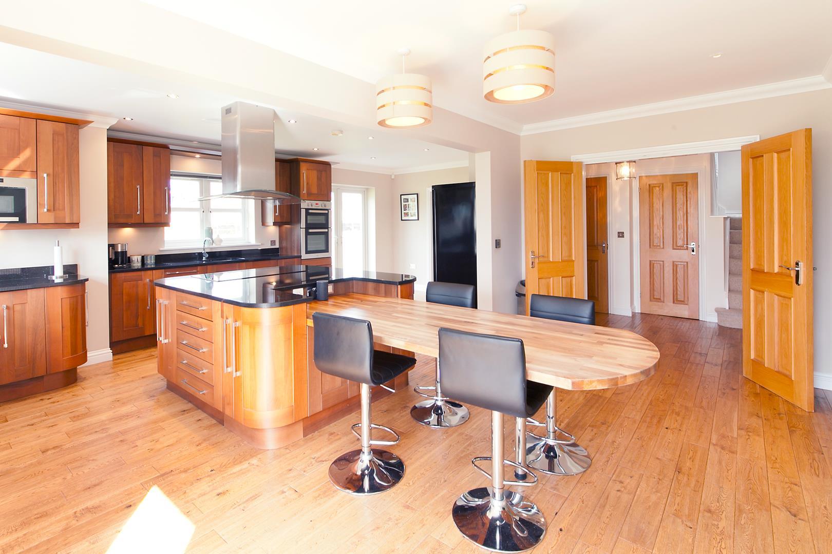 Athelstone House 1 Keesbury Park, Cawood, Selby