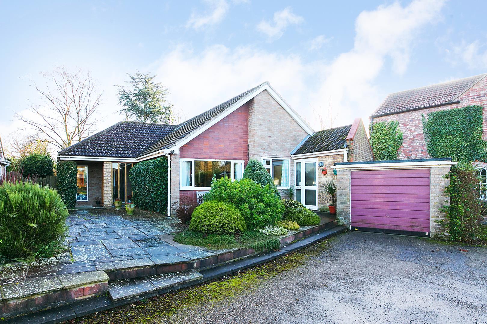 Chabrier Main Street, Warthill, York