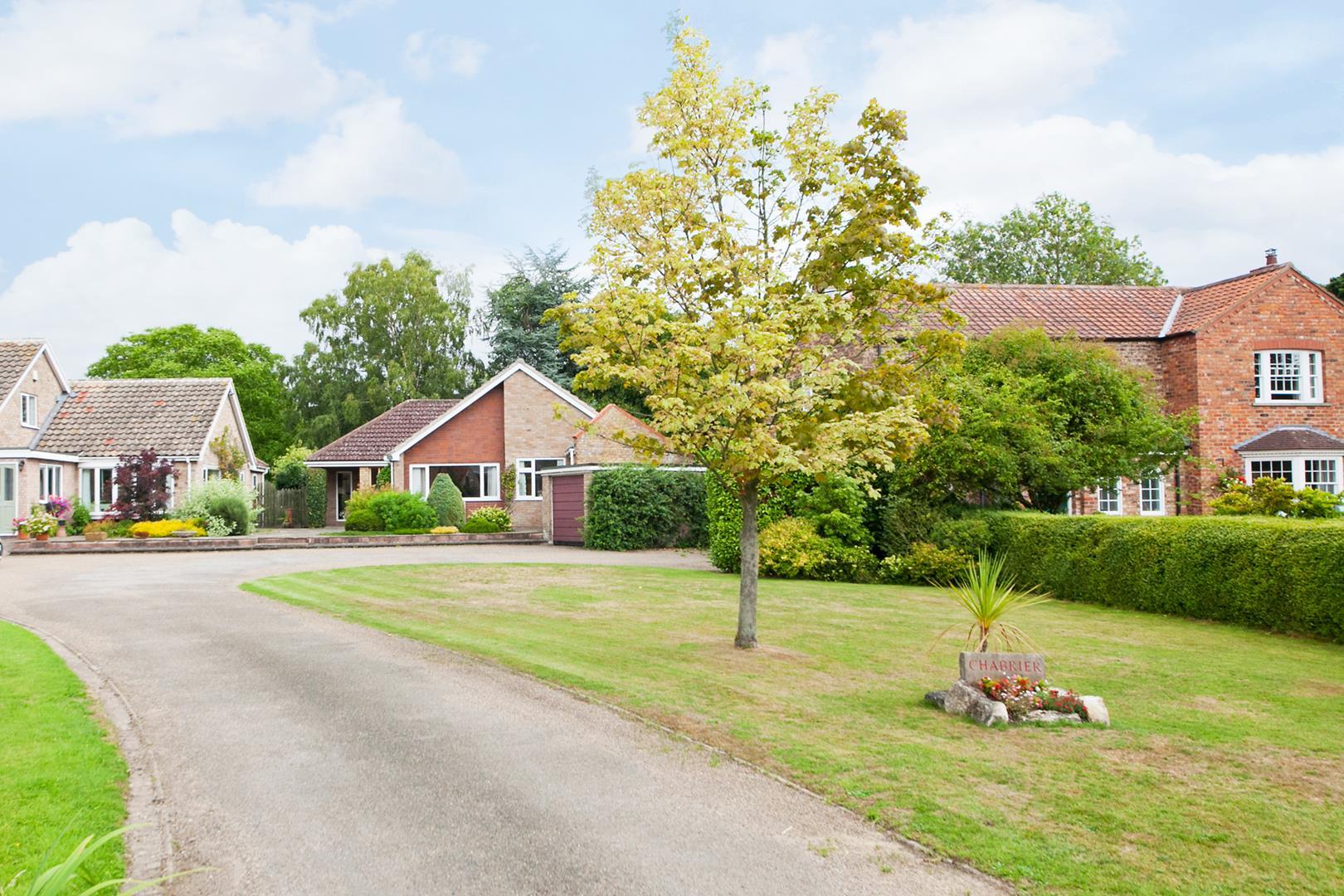 Chabrier Main Street, Warthill, York