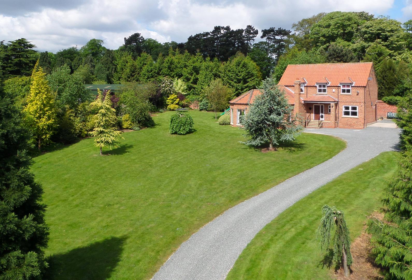 Cedar House York Road, Dunnington, York