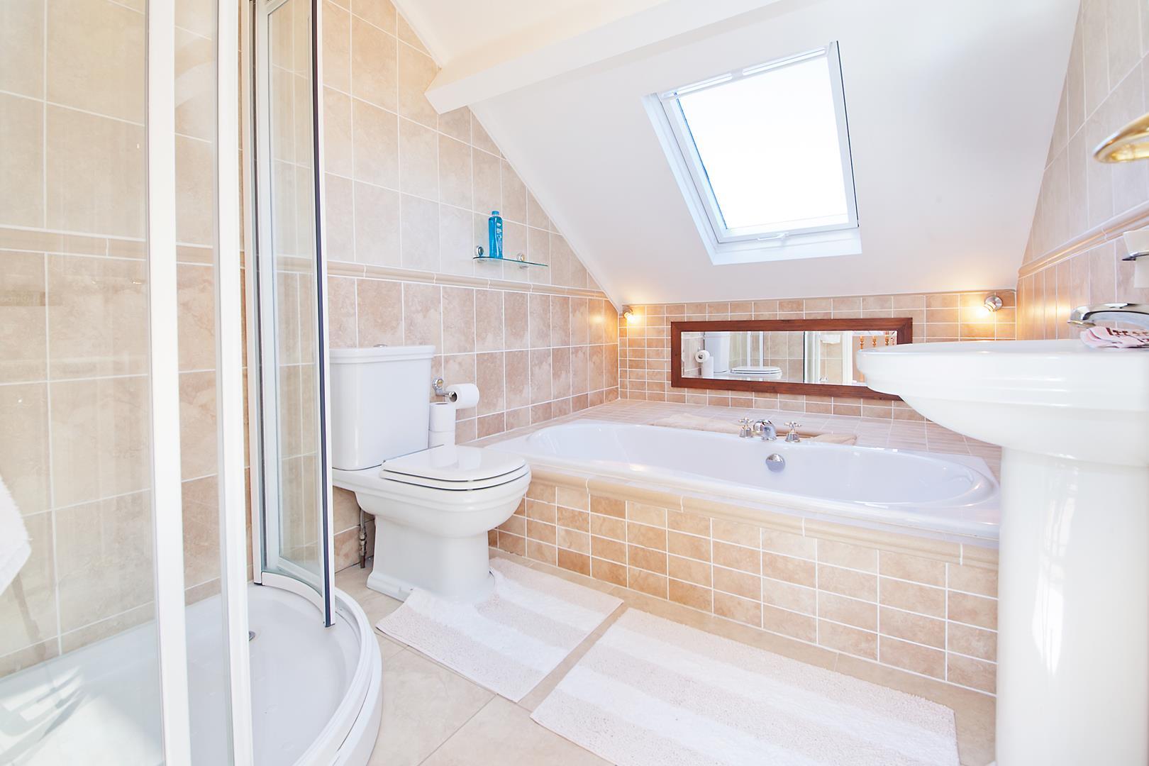 Little Ridge Main Street, Colton, Tadcaster