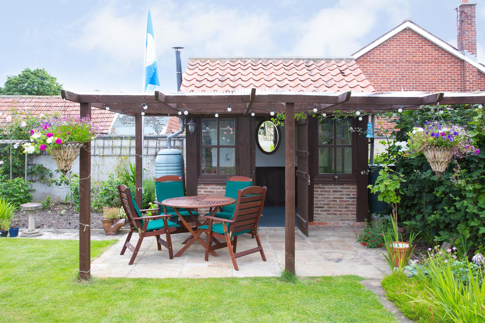 *Fourways Town Street, Hayton, York