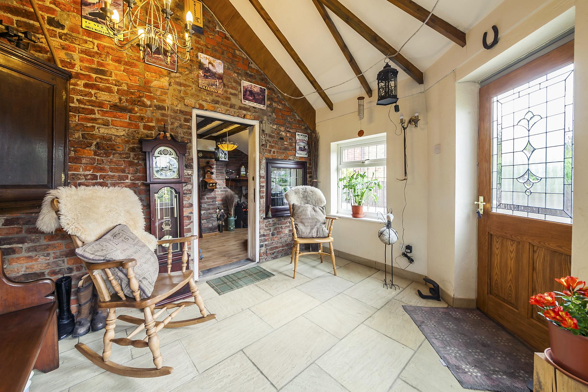 *Fourways Town Street, Hayton, York