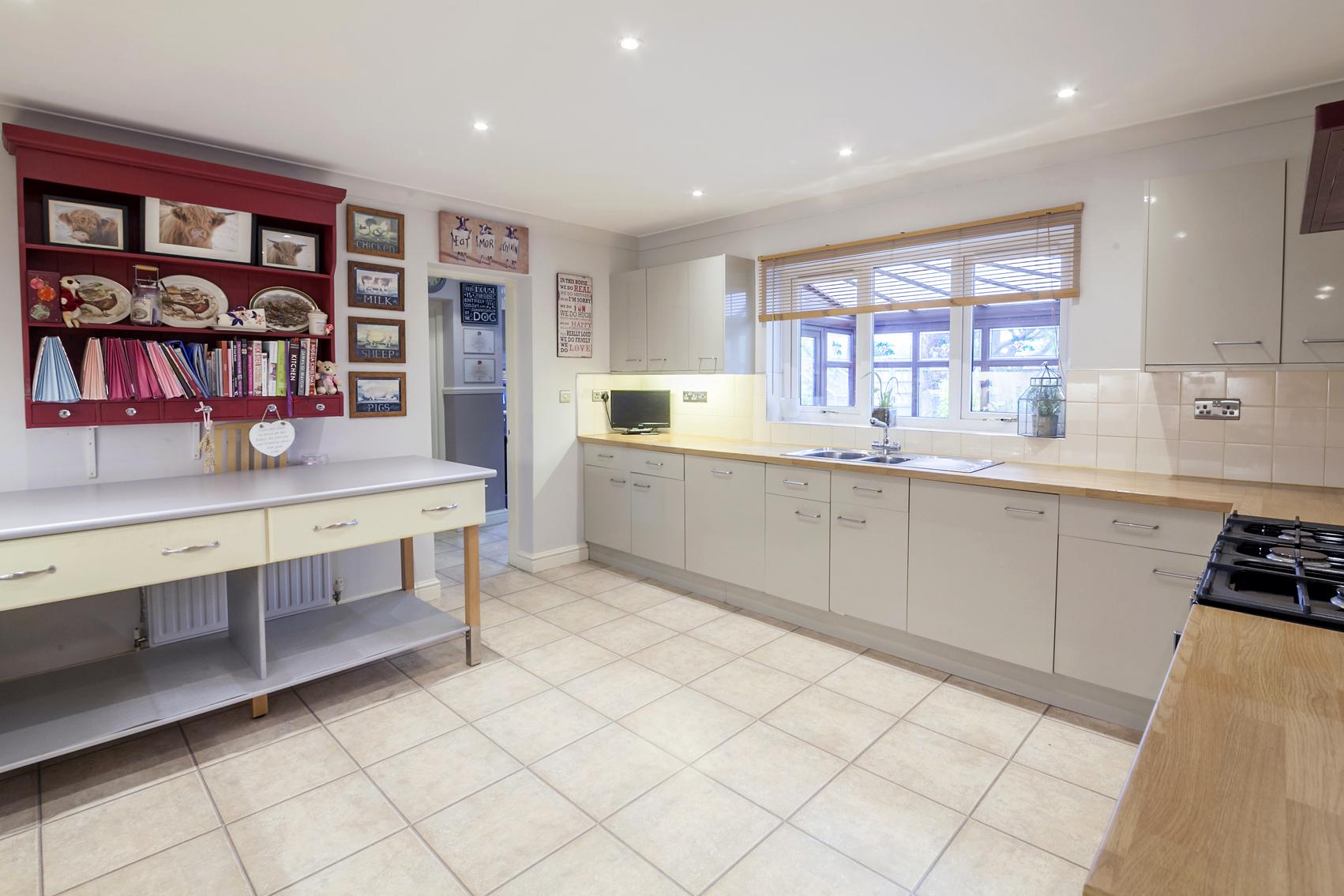 *Winterbourne House Main Street, Melbourne, York