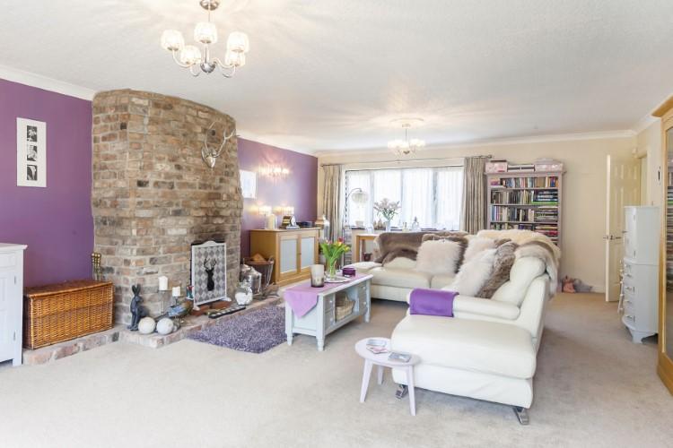 *Winterbourne House Main Street, Melbourne, York