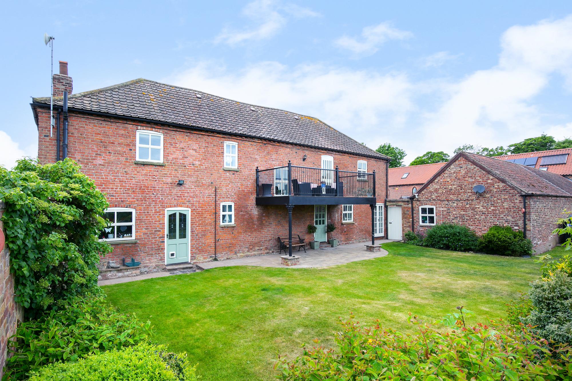 Roscarrs East Common Lane, Barlow, Selby