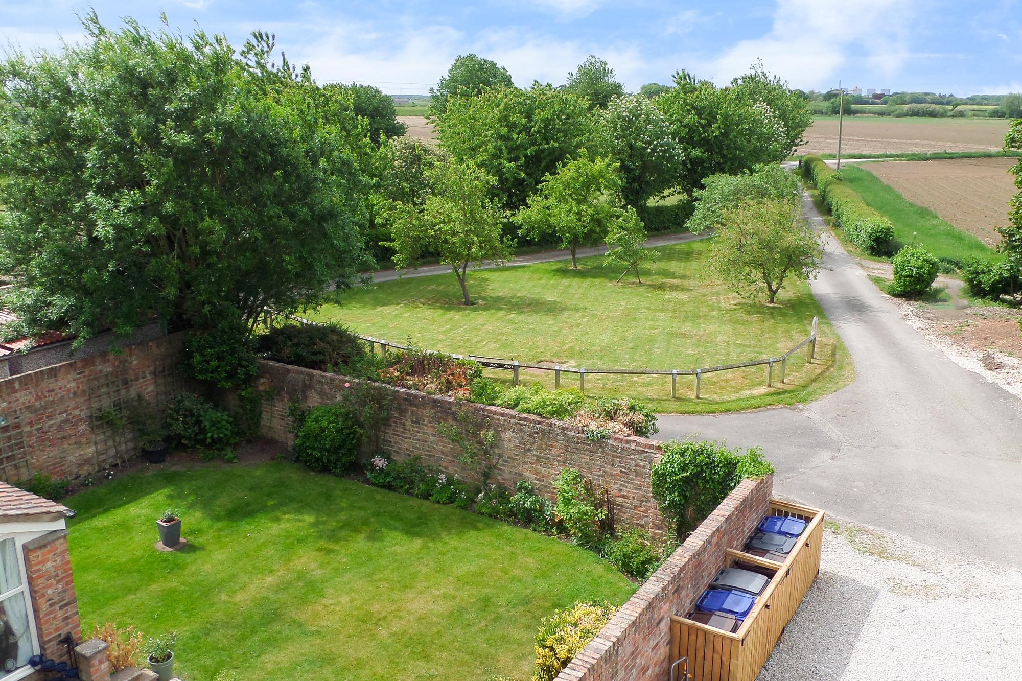 Roscarrs East Common Lane, Barlow, Selby