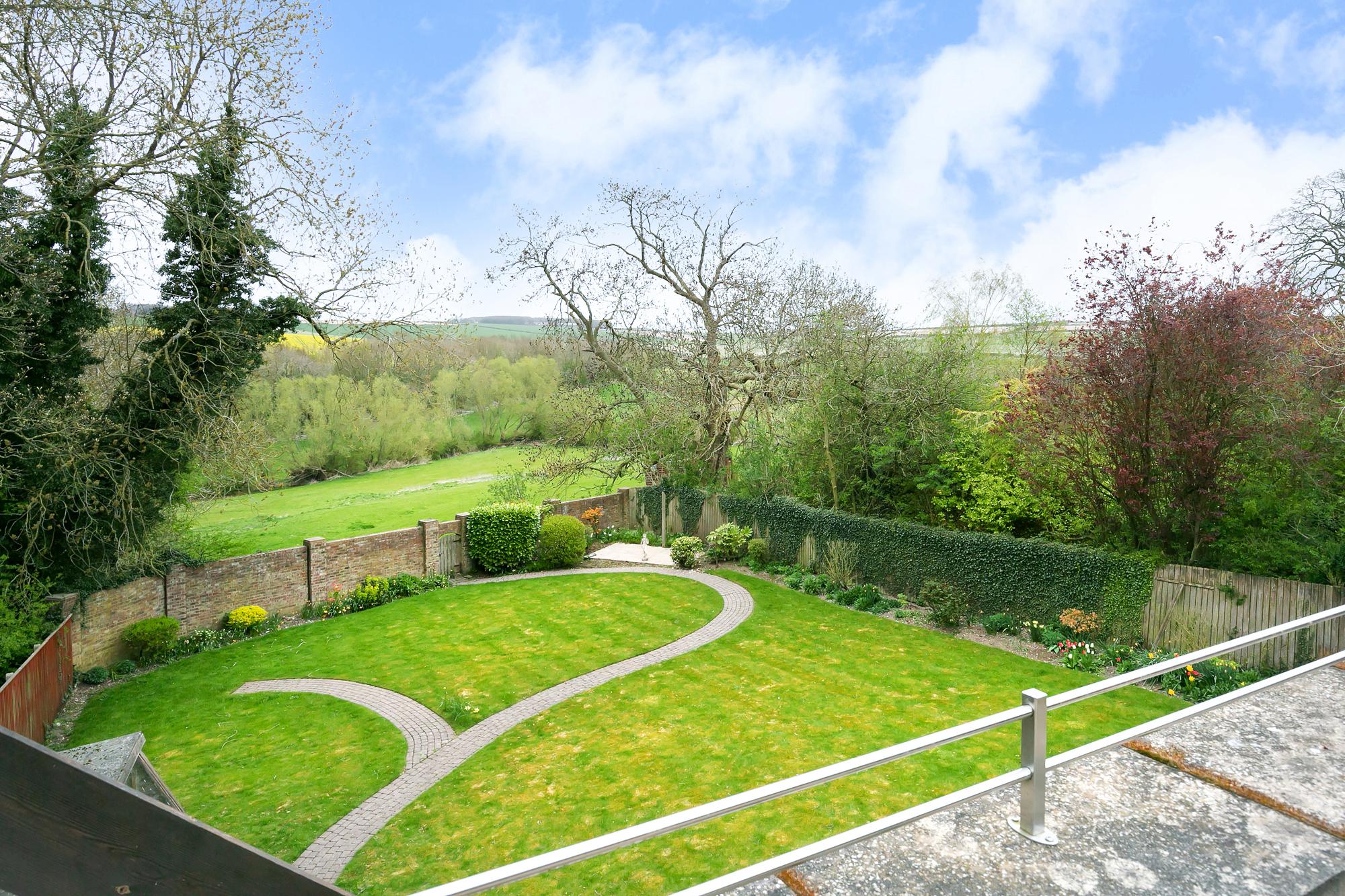 Dalehead Rolling Hills, Goodmanham, York
