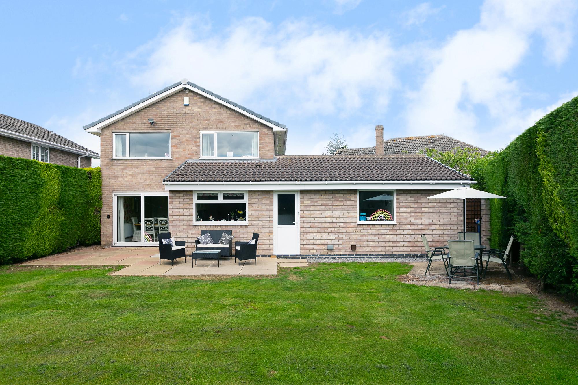 11 Otterwood Paddock, Stamford Bridge, York