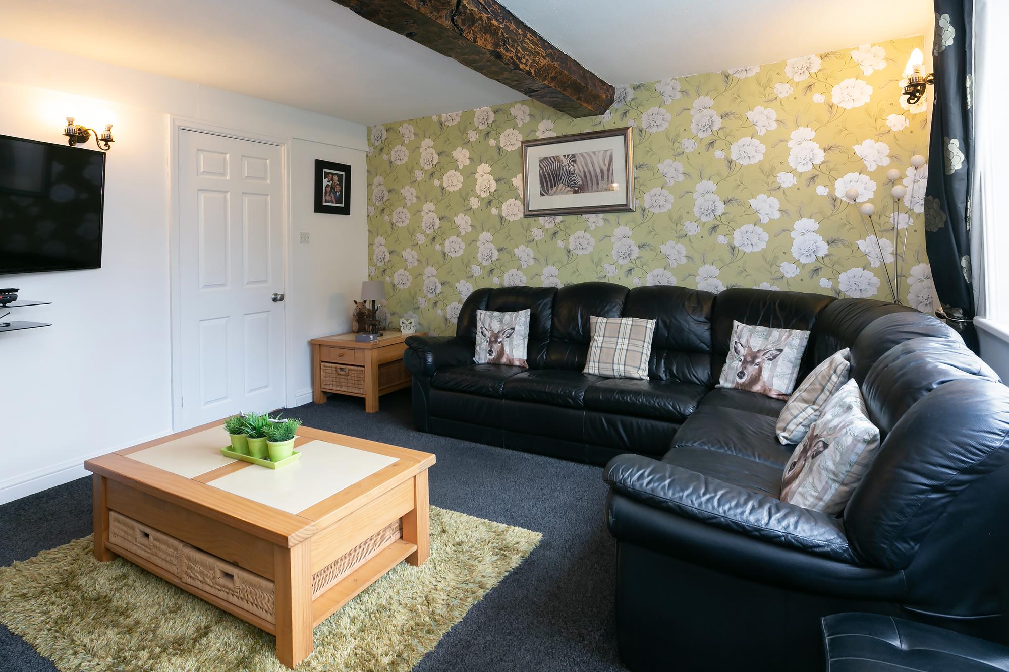 *Rose Cottage Main Street, Melbourne, York