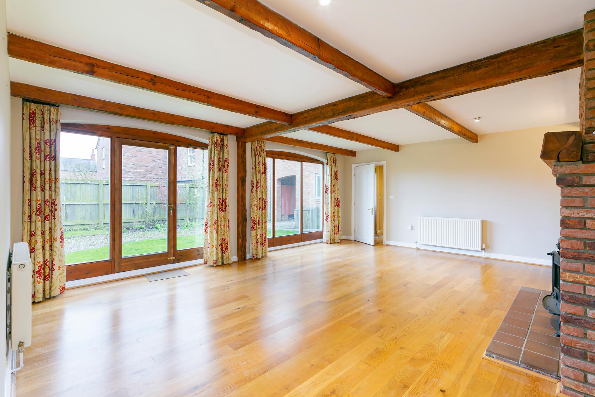 Straven Jackson Lane, Newton on Derwent, York