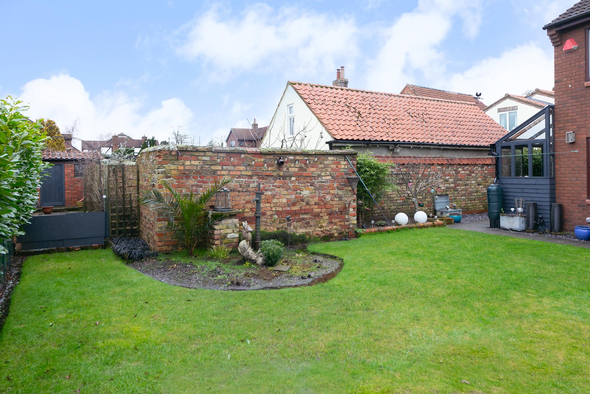 Cleaving Cottage  York Road, Shiptonthorpe, York