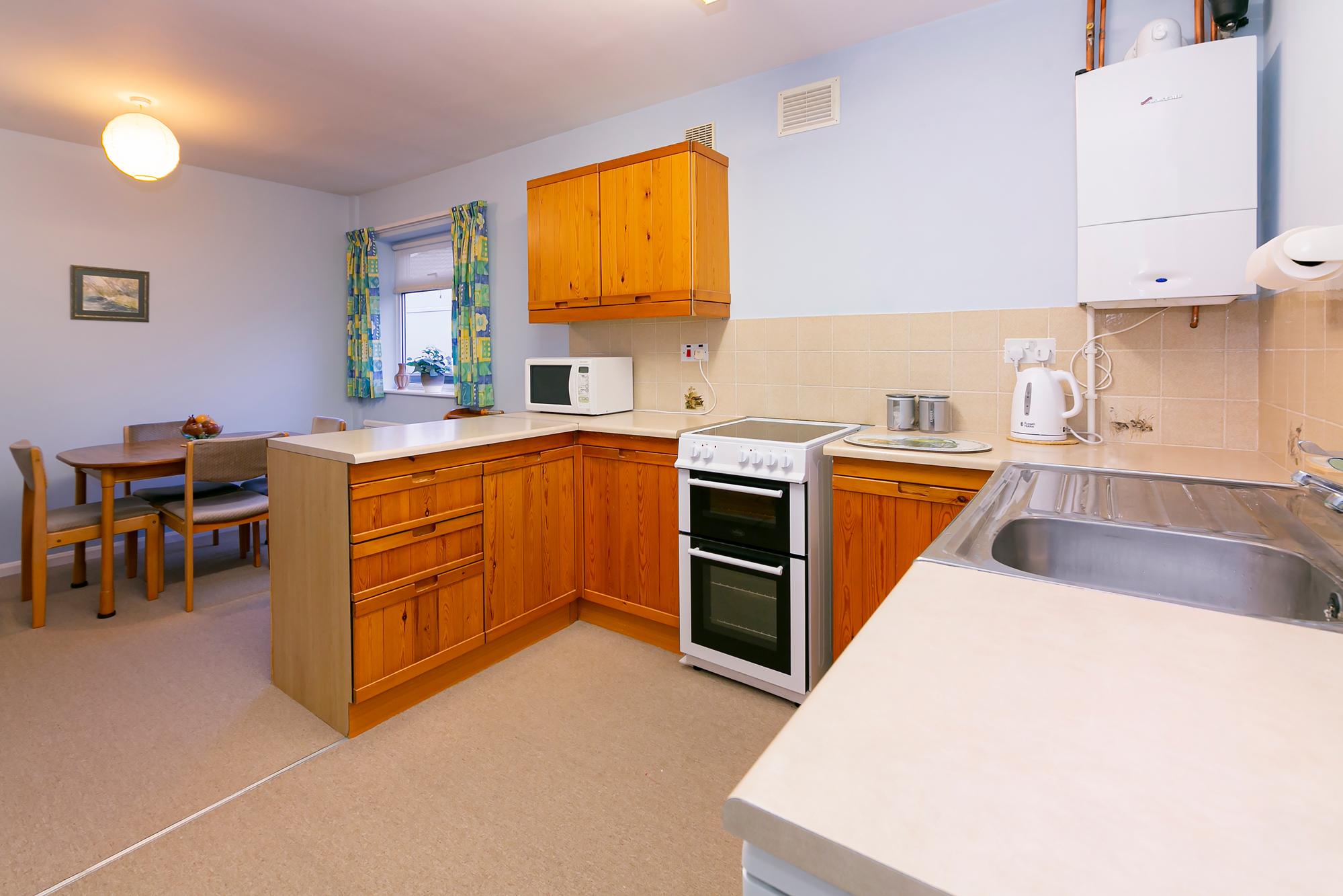 X 6 Halifax Close, Pocklington, York