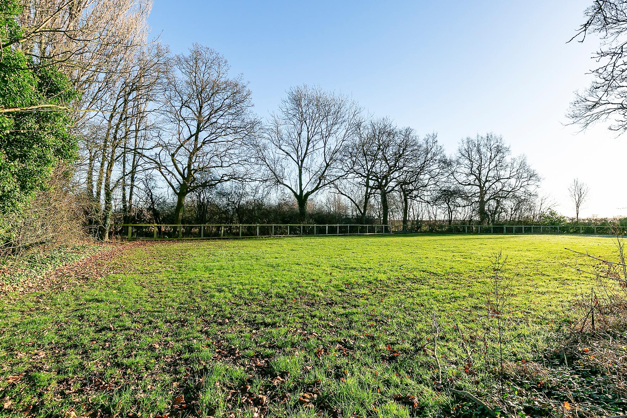 Whinwood Ash Lane, Melbourne, York