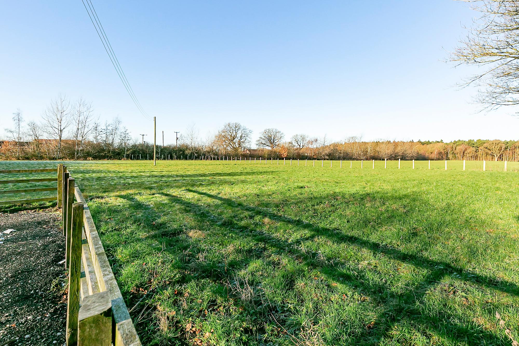 Whinwood Ash Lane, Melbourne, York