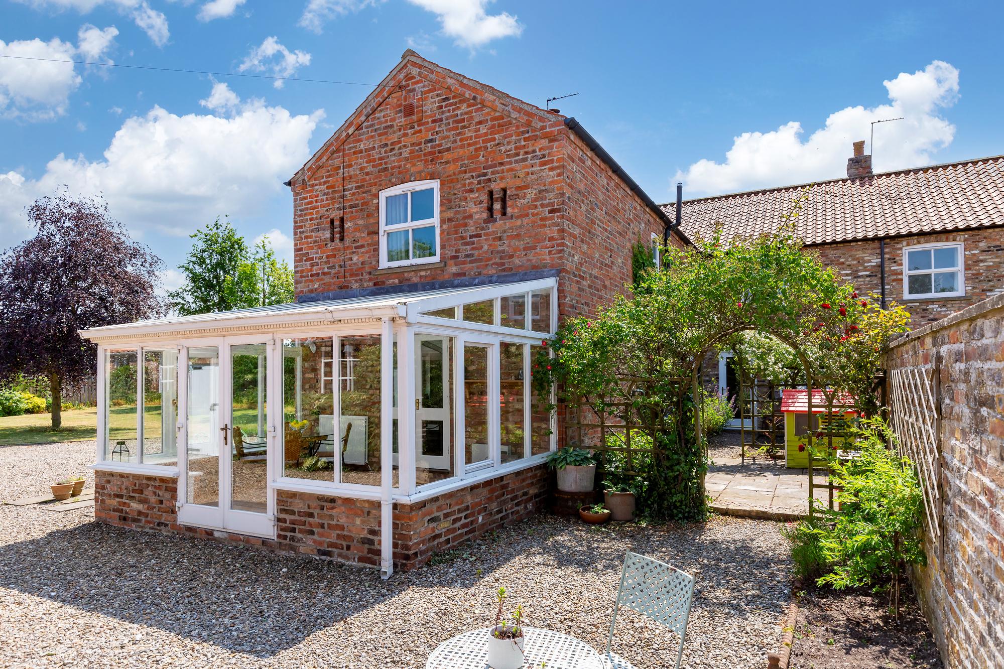 Priory Gates Main Street, Everingham, York