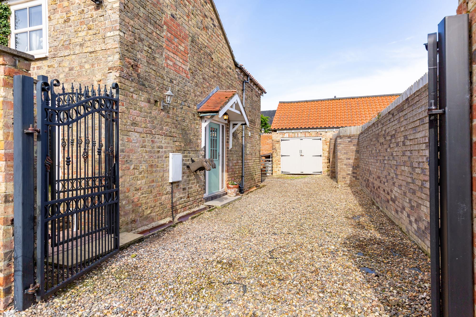 The Granary Holme Road, Shiptonthorpe, York