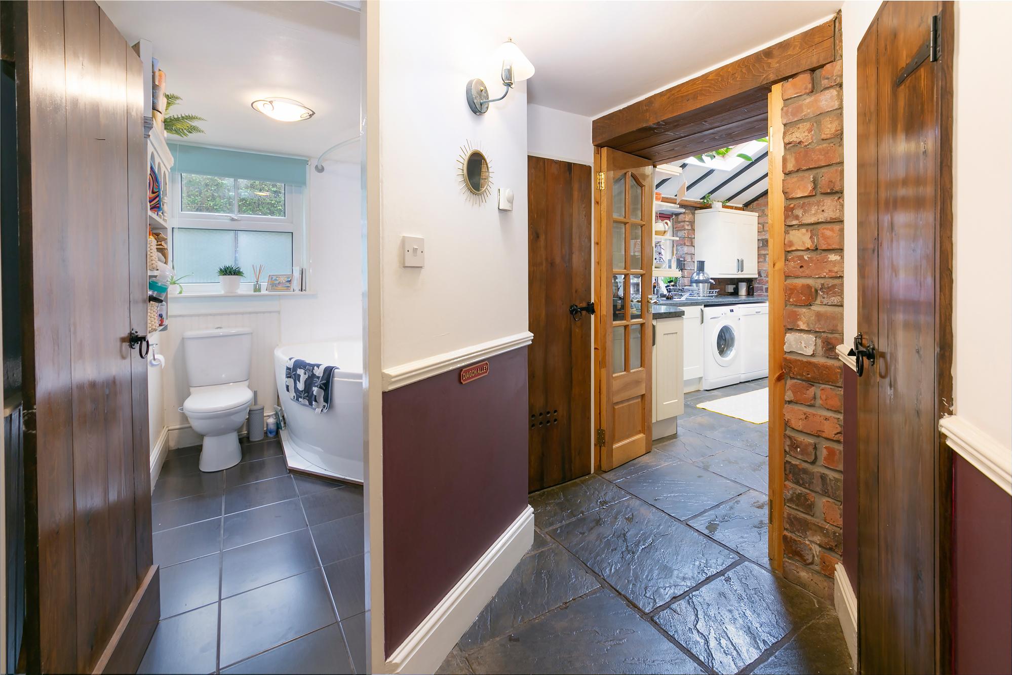 Mole End  Main Street, Millington, York