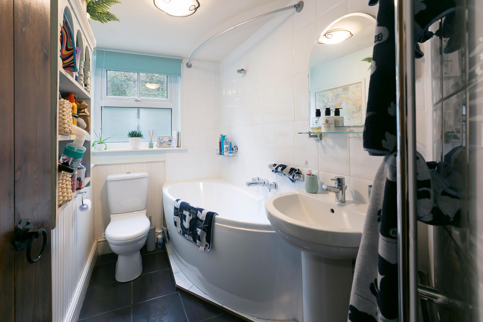 Mole End  Main Street, Millington, York