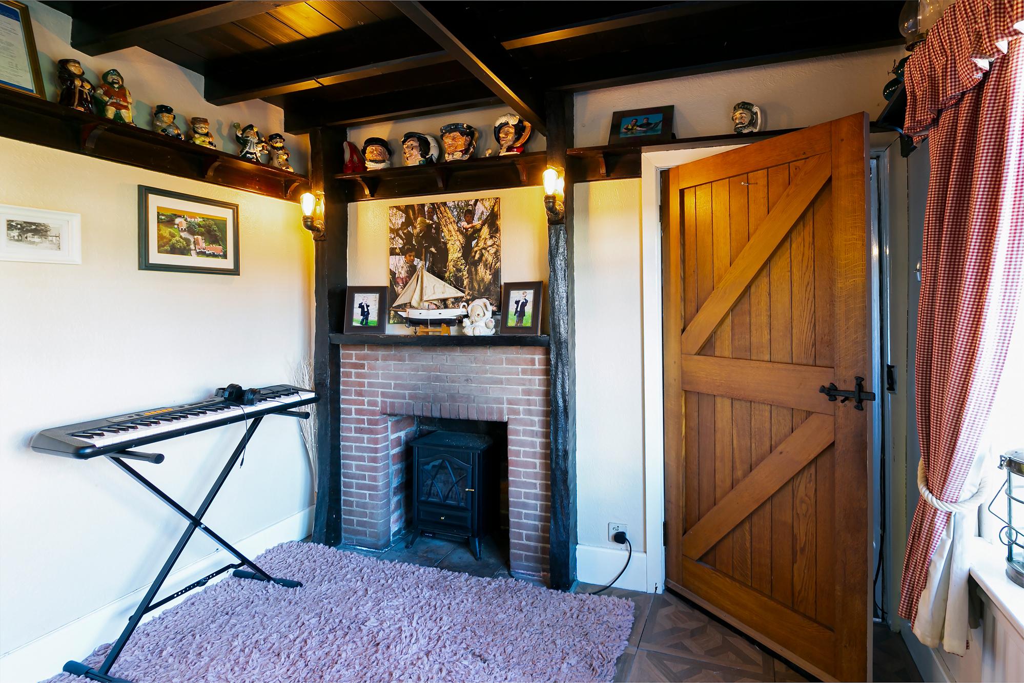 White Lodge Mill Lane, Ellerton, York