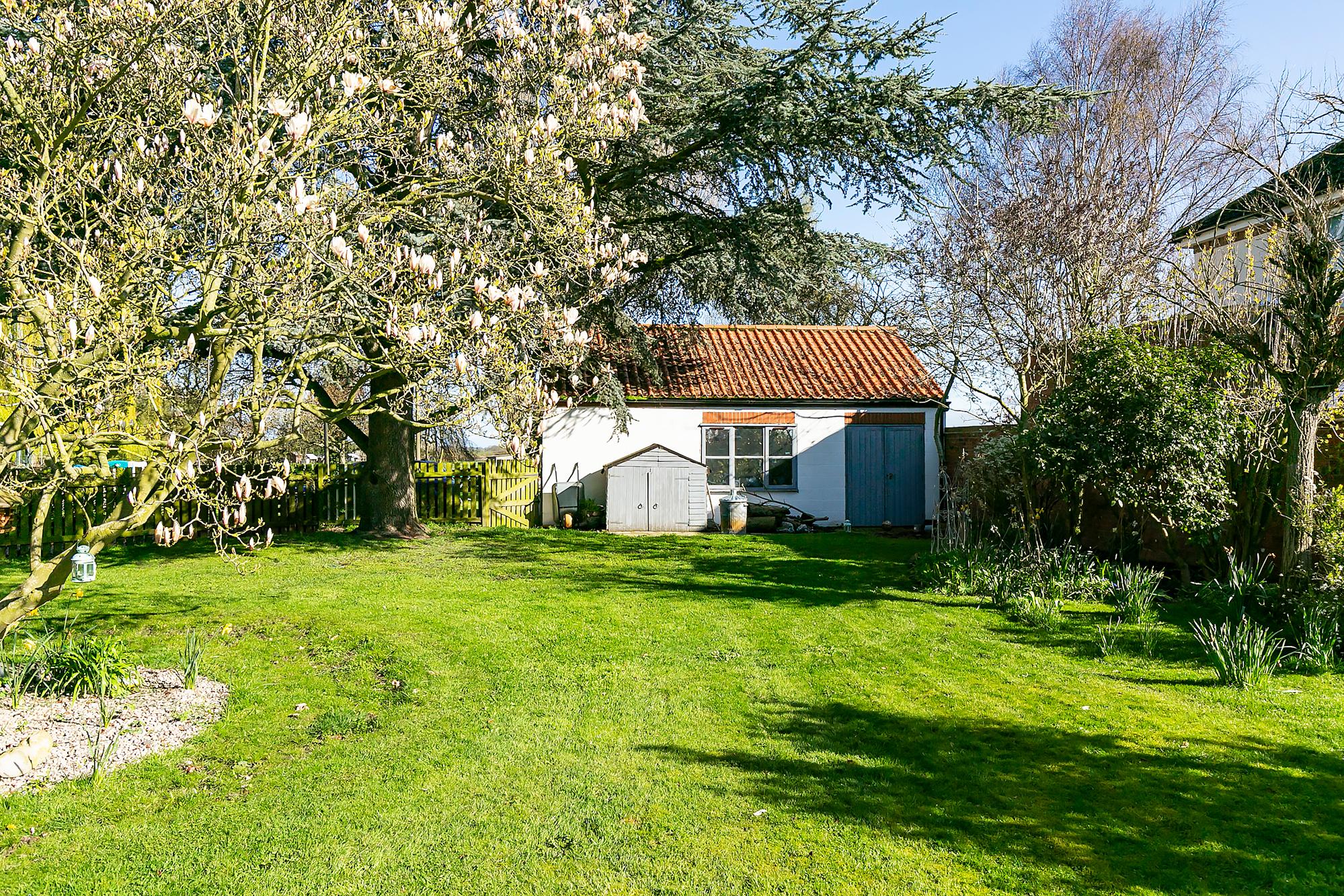White Lodge Mill Lane, Ellerton, York
