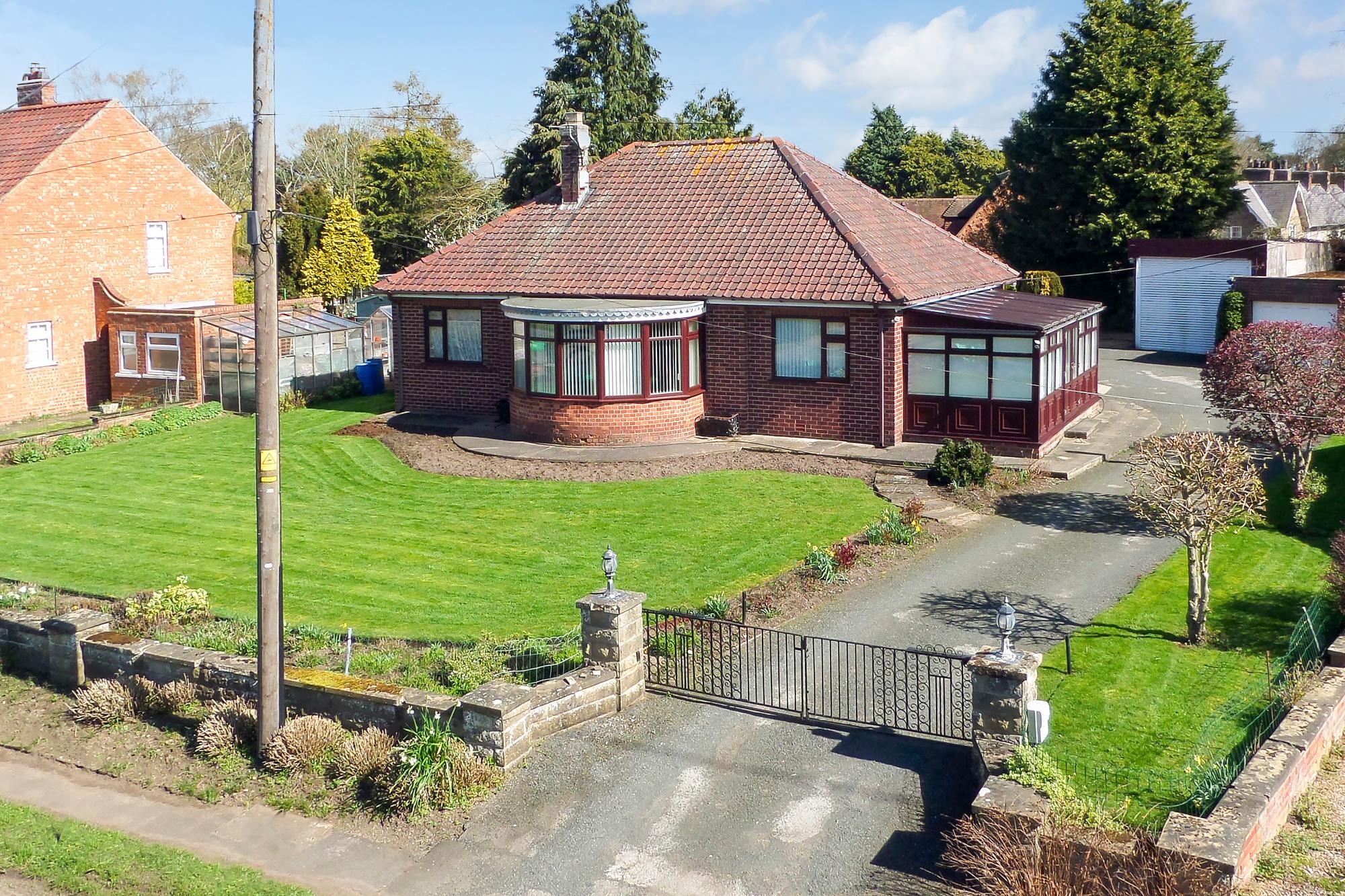 Anville , Everingham, York