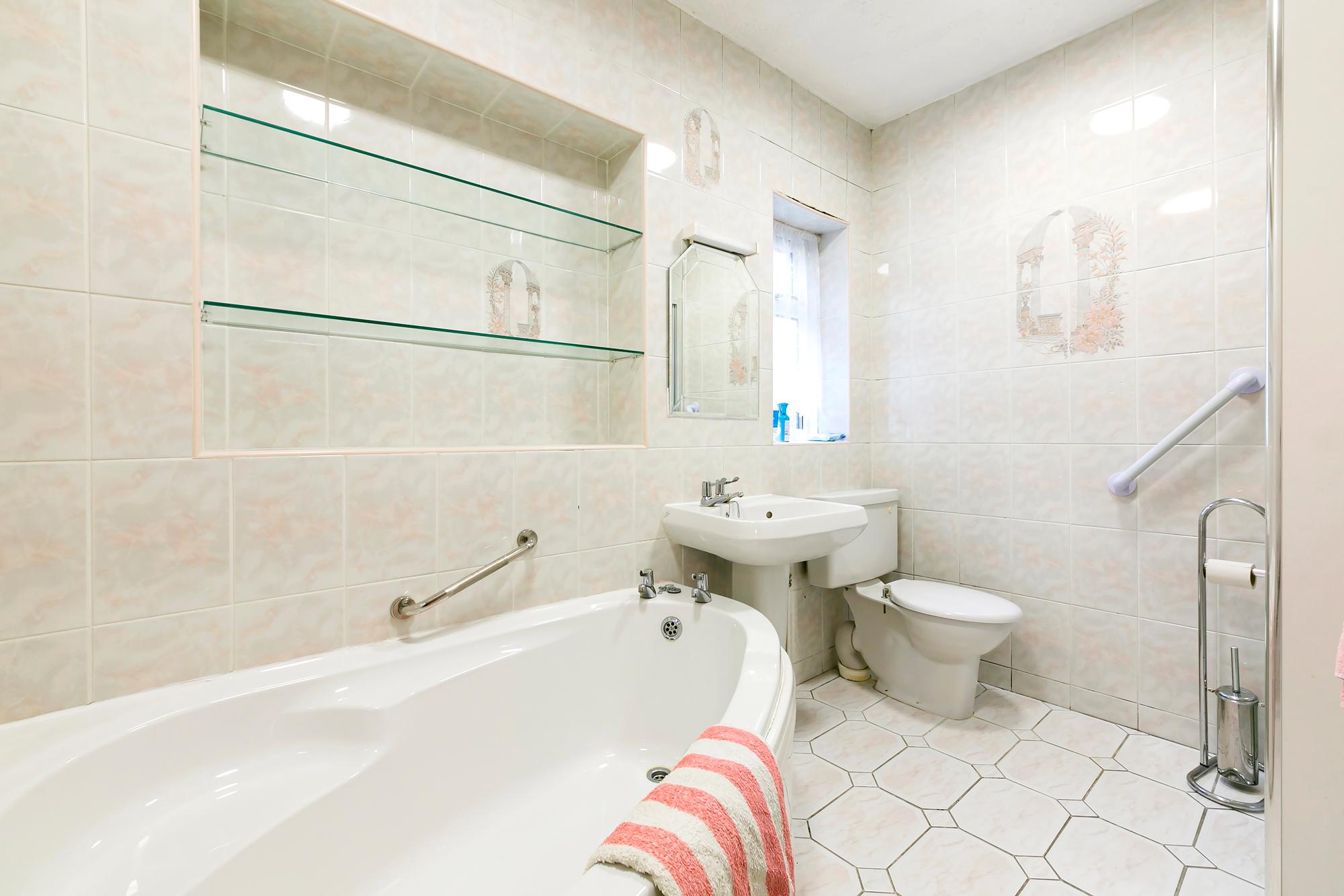 Anville , Everingham, York