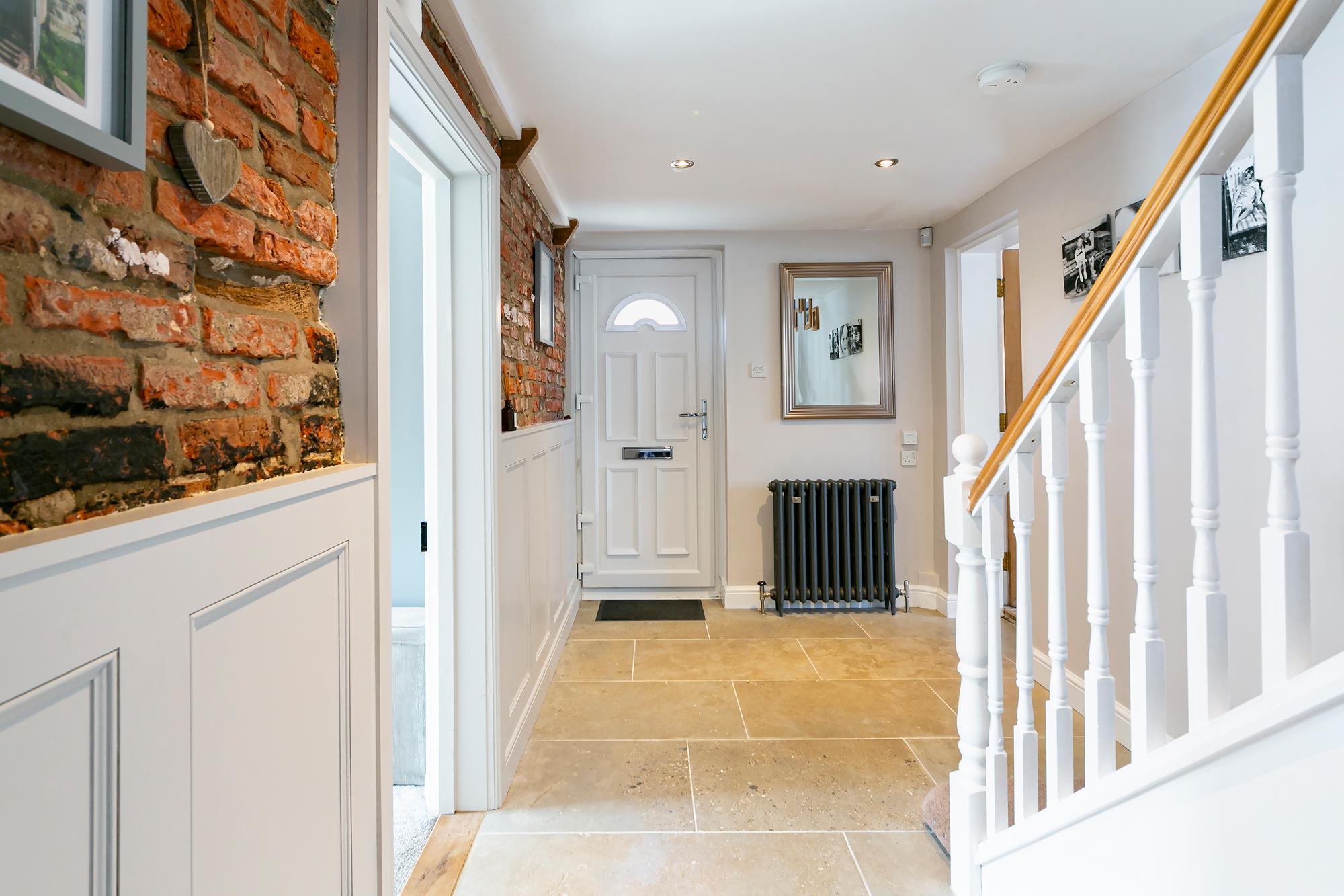 *Gomersal Cottage Main Street, Melbourne, York