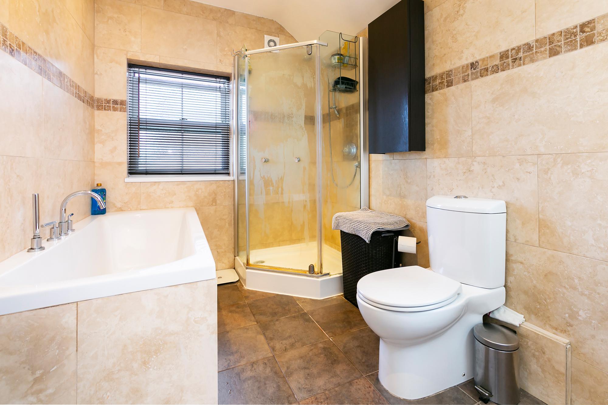 *Gomersal Cottage Main Street, Melbourne, York