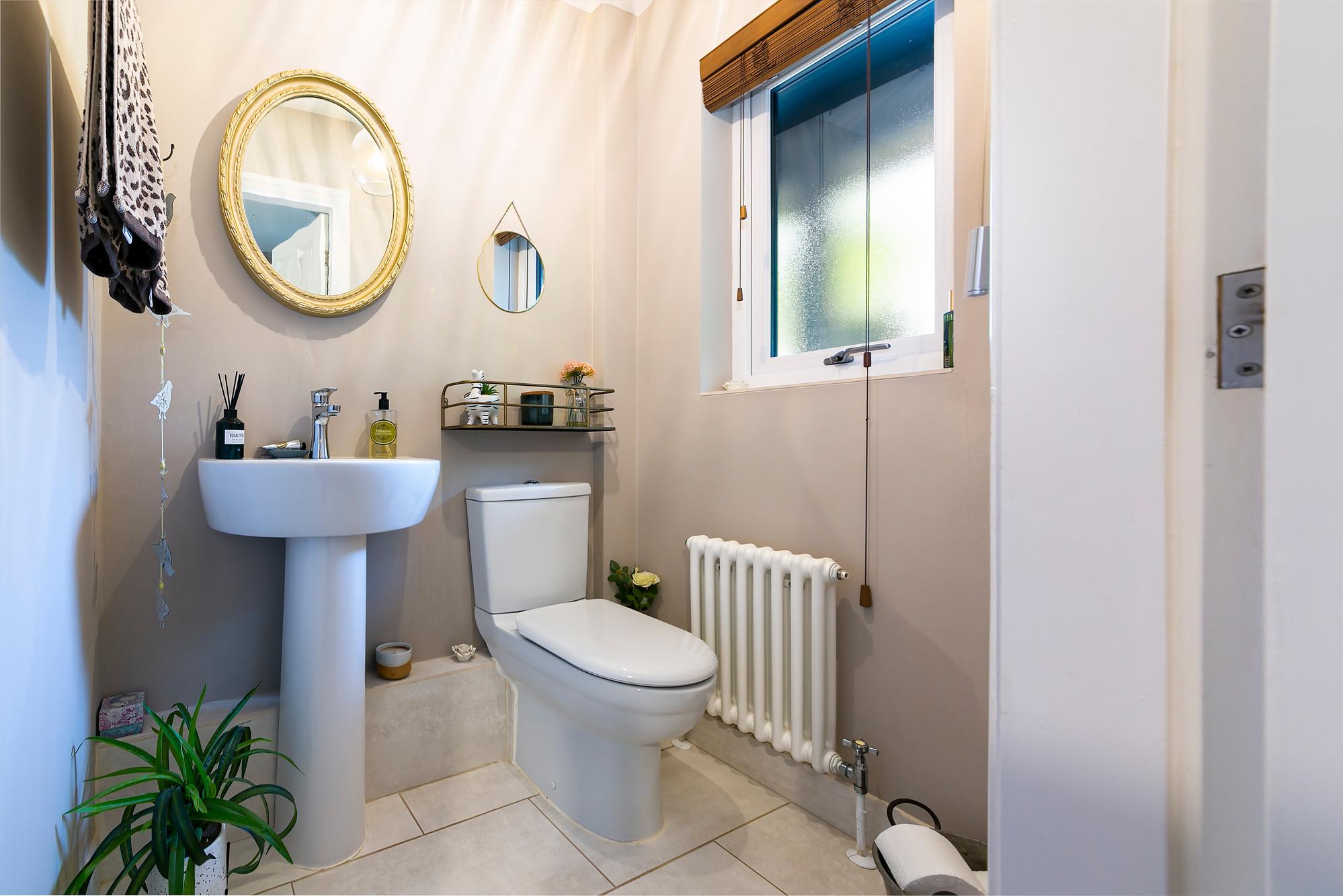 Compton South End, Seaton Ross, York