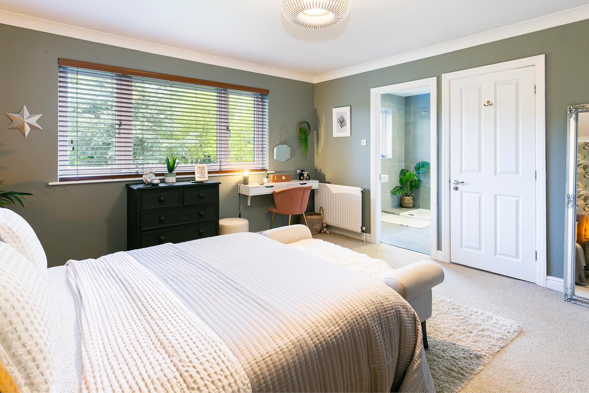 Compton South End, Seaton Ross, York