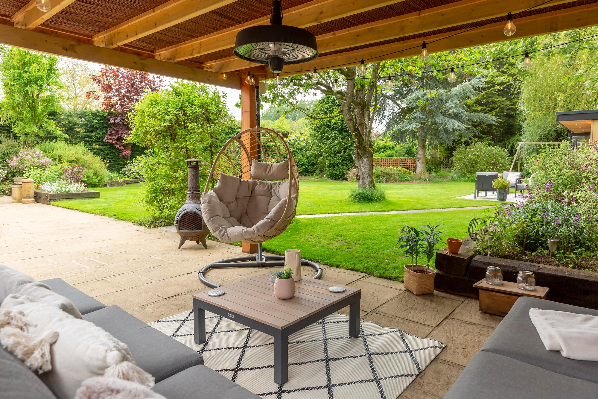 Compton South End, Seaton Ross, York