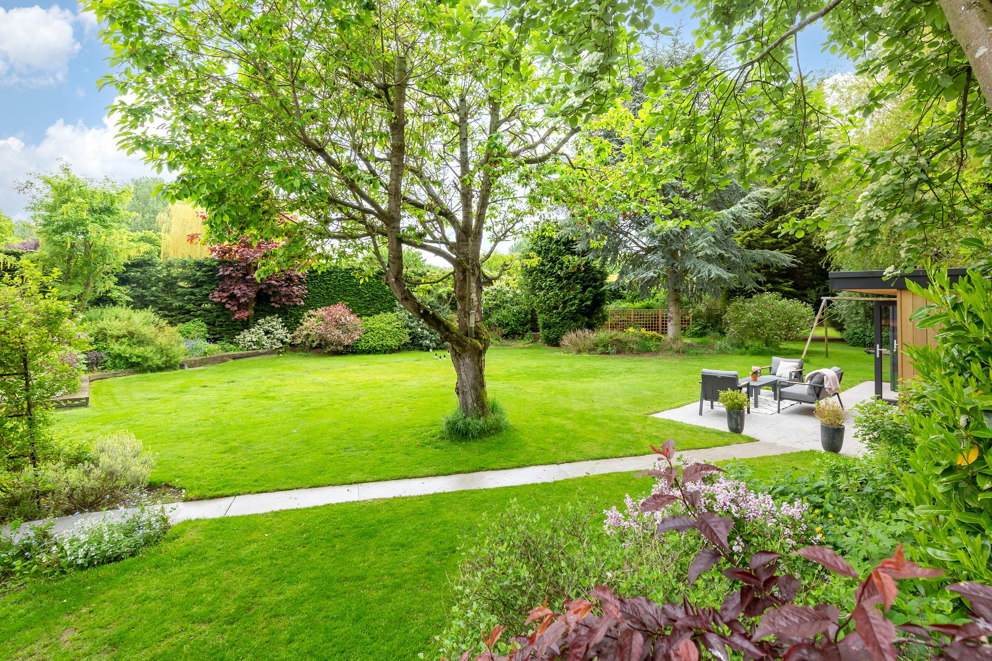 Compton South End, Seaton Ross, York